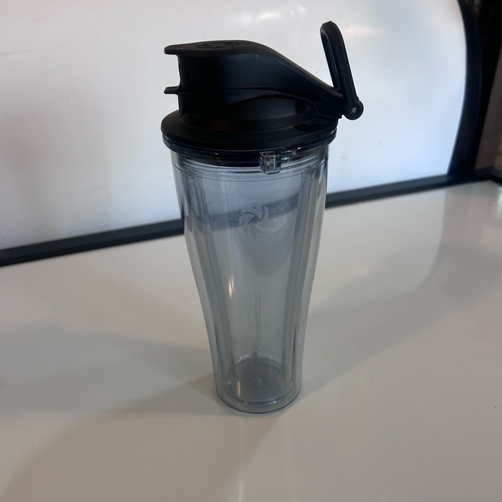 VitaMix Travel To Go Personal Blending Cup 20 oz Tumbler for C-/G-SERIES BLENDER